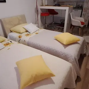 Klara Apartment Split